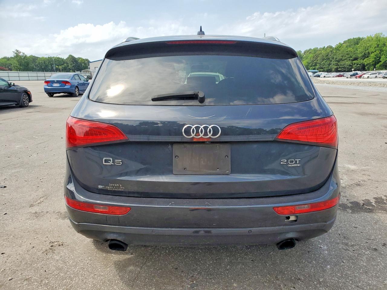 2013 AUDI Q5 Premium Plus