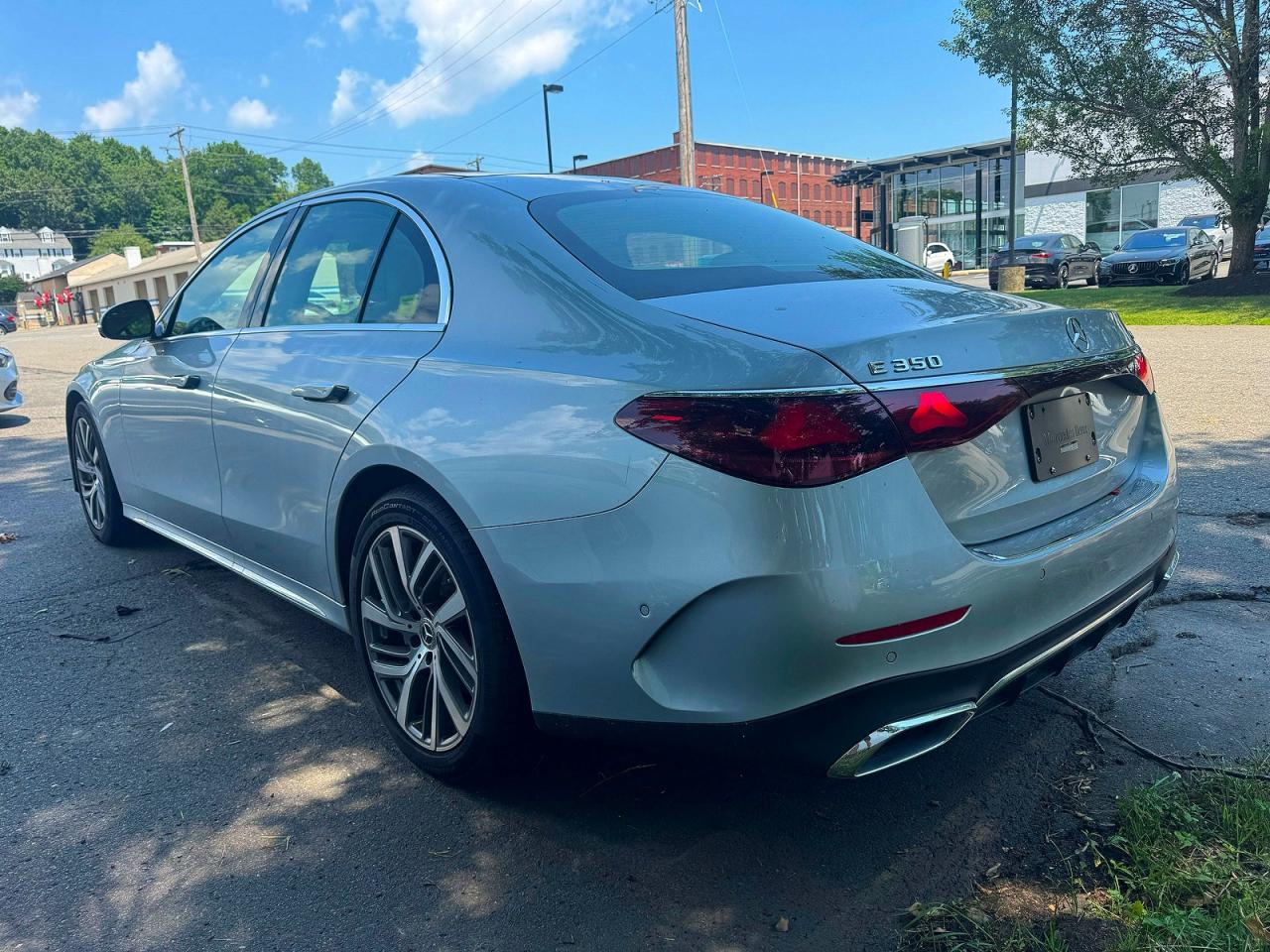 2025 MERCEDES-BENZ E E350 4MATIC