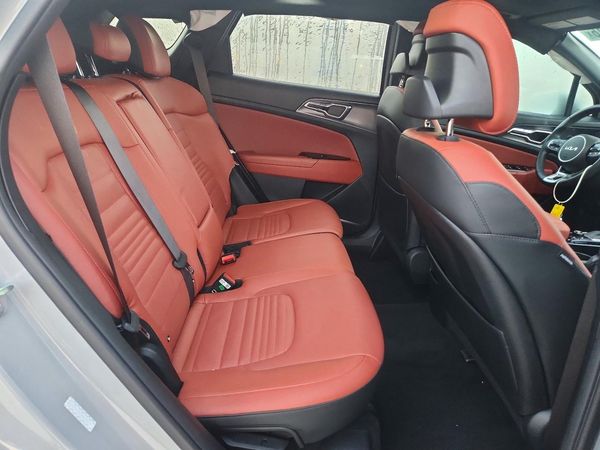 2025 KIA SPORTAGE SX