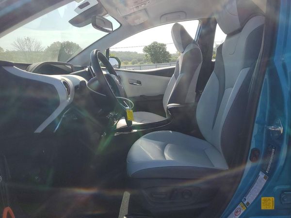 2022 TOYOTA PRIUS