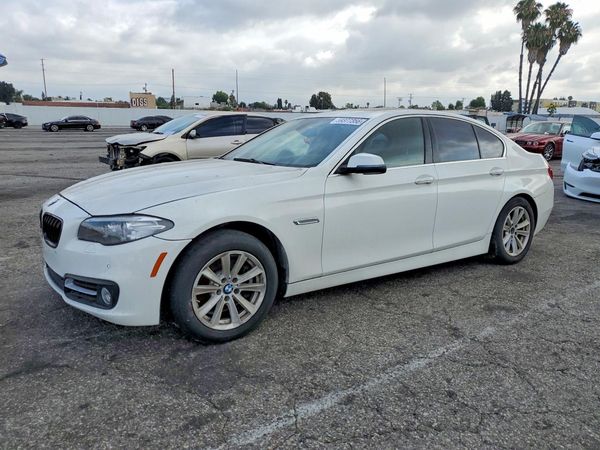 2015 BMW 528