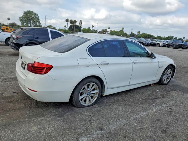2015 BMW 528