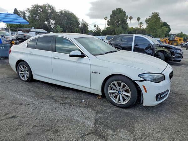 2015 BMW 528