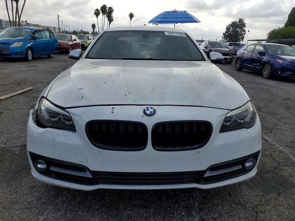 2015 BMW 528