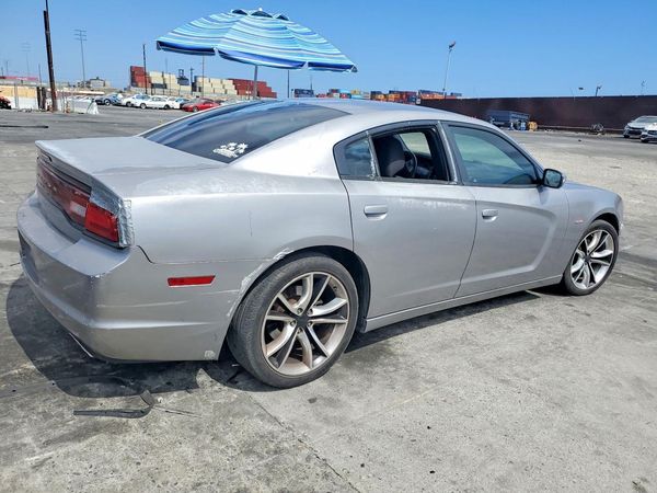 2013 DODGE CHARGER SE