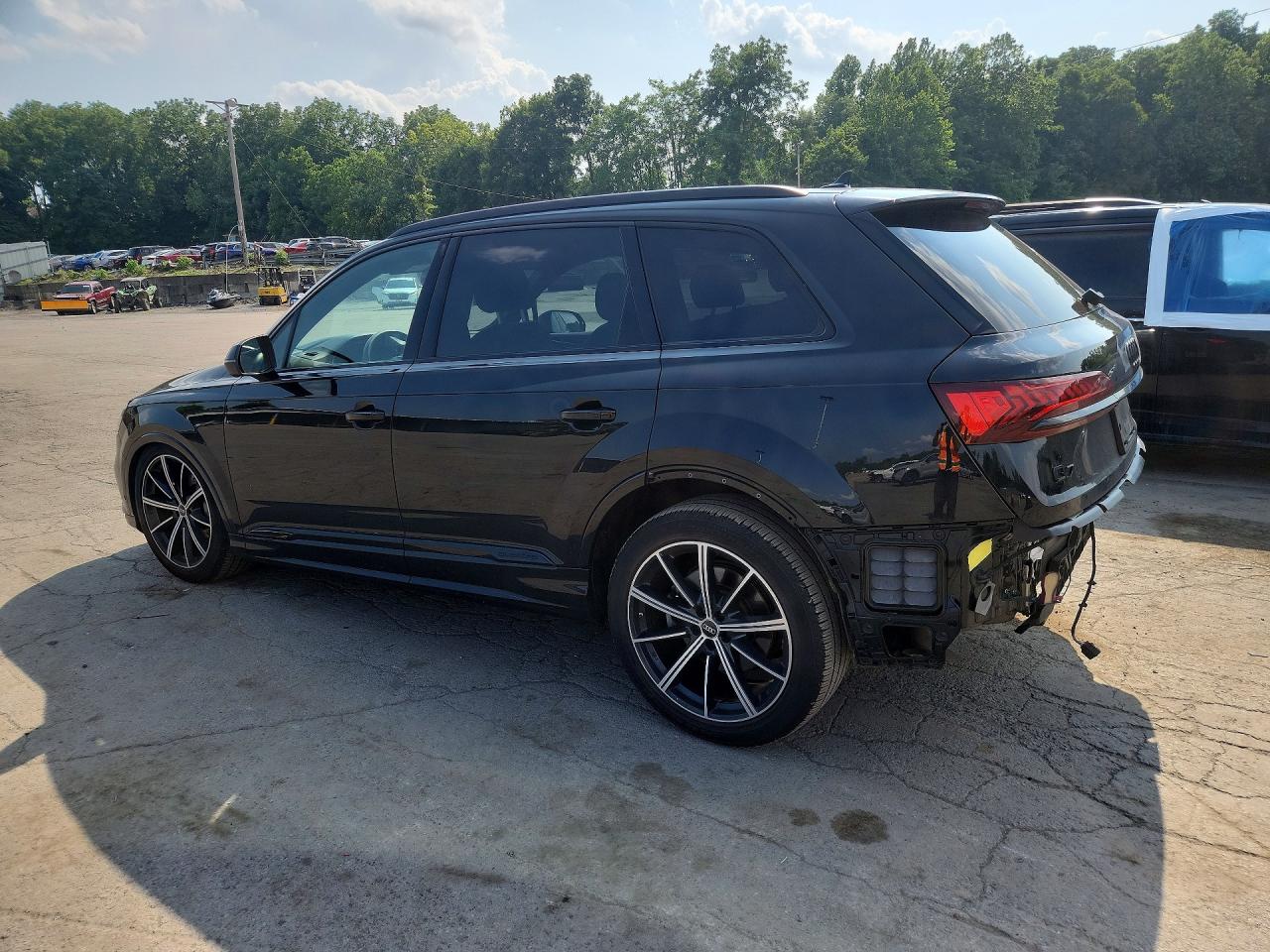 2024 AUDI Q7 quattro Prestige