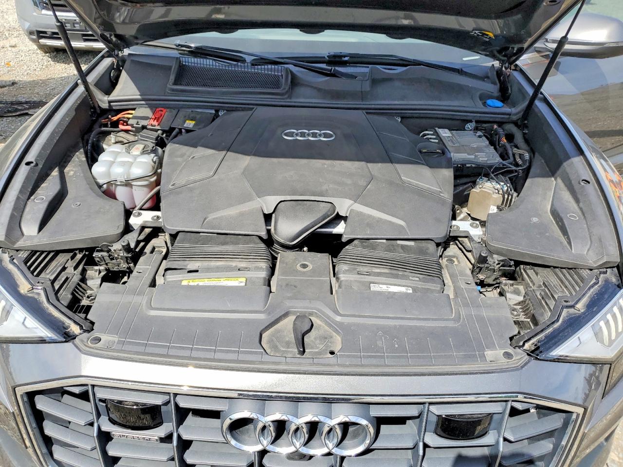 2019 AUDI Q8 quattro Prestige