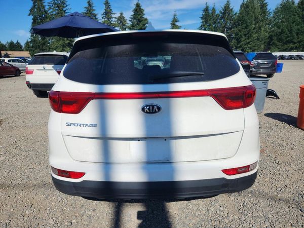 2017 KIA SPORTAGE LX