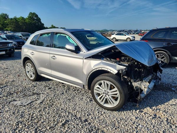 2020 AUDI Q5 quattro Prestige