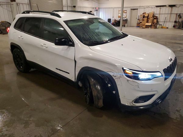 2023 JEEP CHEROKEE ALTITUDE LUX 4X4