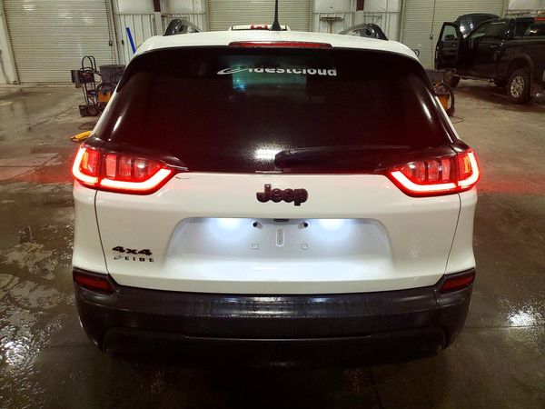 2023 JEEP CHEROKEE ALTITUDE LUX 4X4