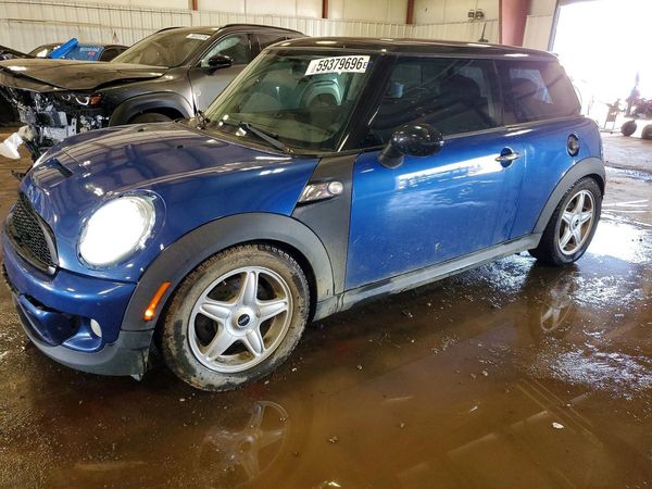 2012 MINI COOPER