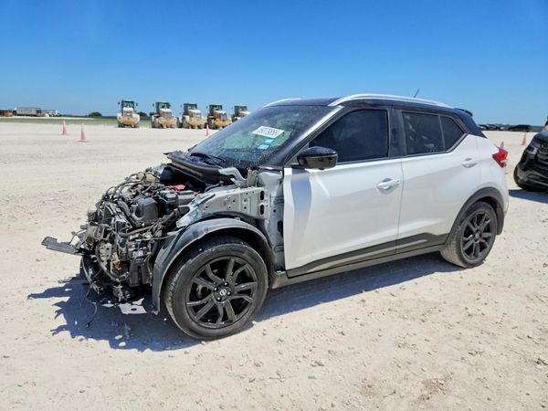 2020 NISSAN KICKS