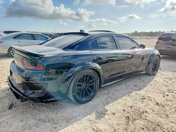 2016 DODGE CHARGER SRT Hellcat