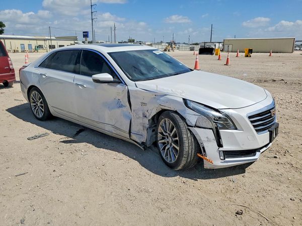 2017 CADILLAC CT6 Luxury
