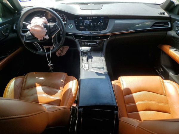 2017 CADILLAC CT6 Luxury