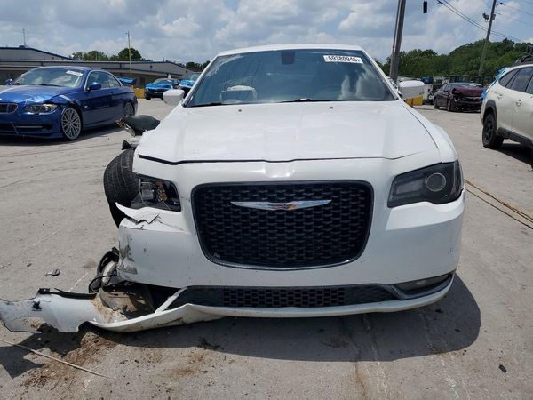2015 CHRYSLER 300