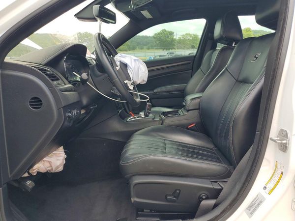 2015 CHRYSLER 300