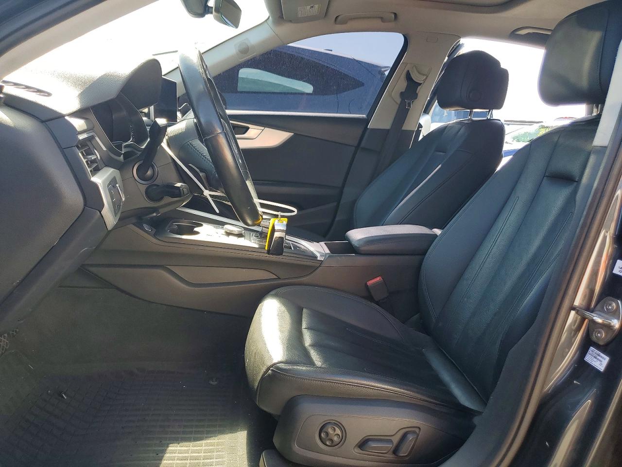2017 AUDI A4 quattro Premium Plus