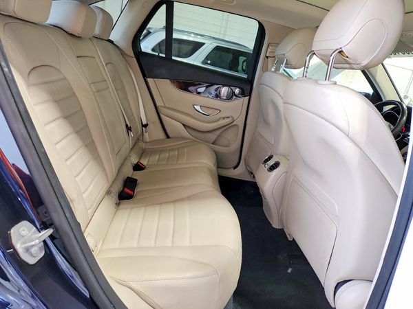 2019 MERCEDES-BENZ GLC GLC 300-4M