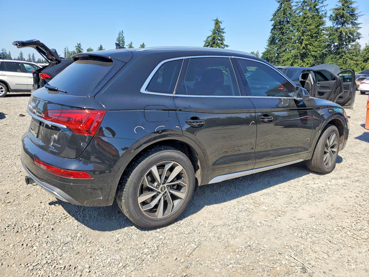 2021 AUDI Q5 quattro Premium Plus