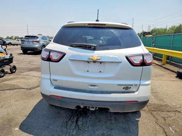 2016 CHEVROLET TRAVERSE 2LT
