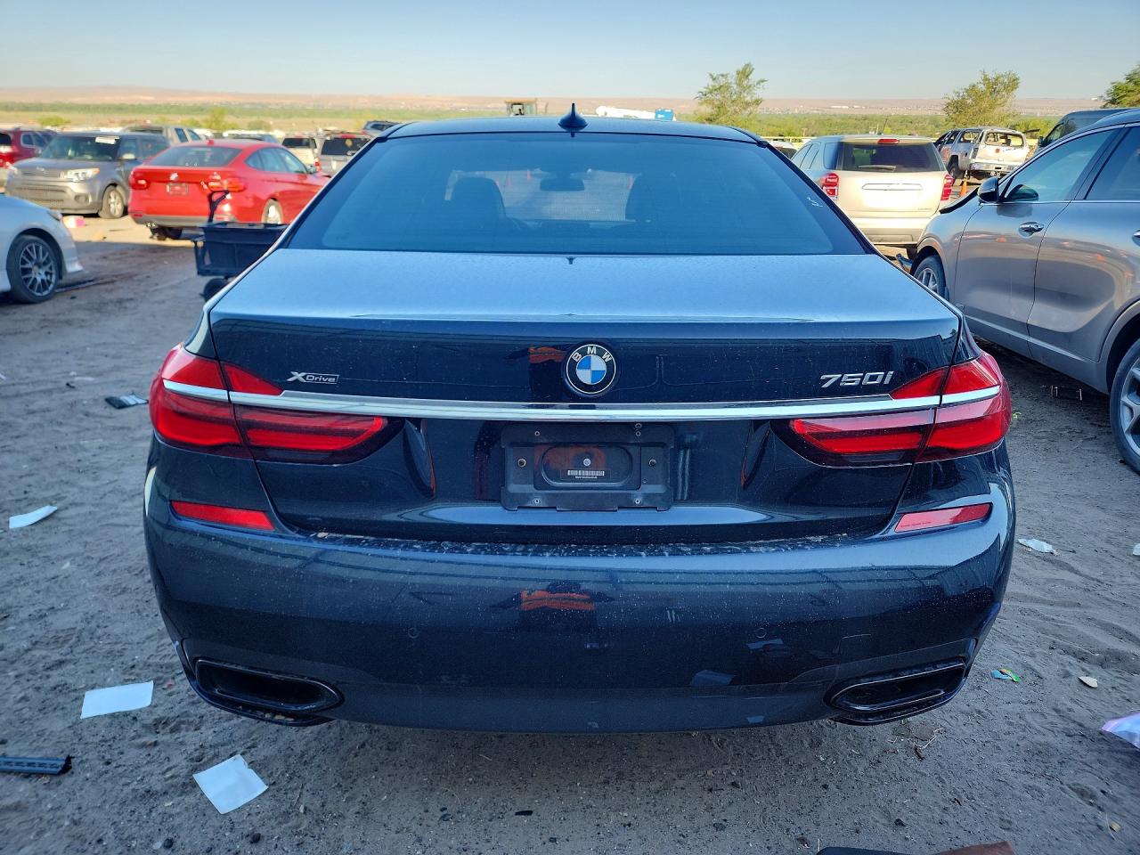 2016 BMW 750 xDrive