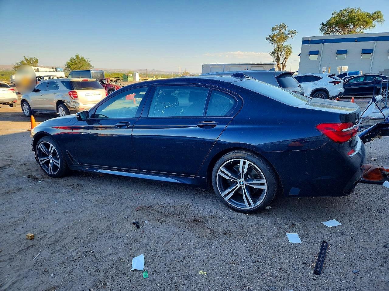 2016 BMW 750 xDrive