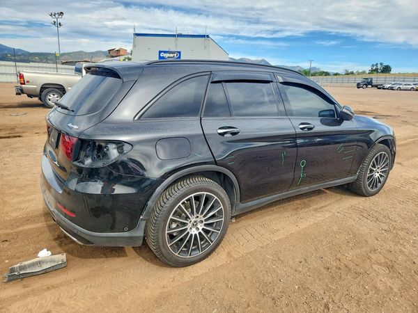 2021 MERCEDES-BENZ GLC GLC300-4M