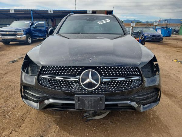2021 MERCEDES-BENZ GLC GLC300-4M