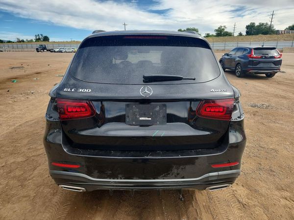 2021 MERCEDES-BENZ GLC GLC300-4M