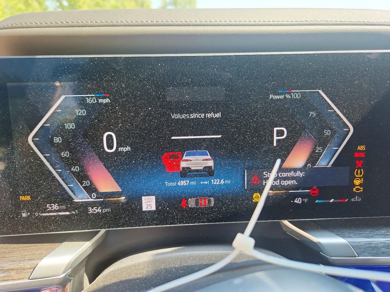 2025 BMW 740