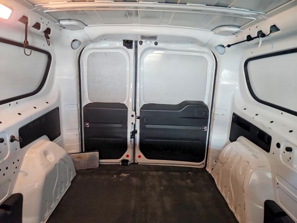 2022 RAM PROMASTER CITY Tradesman
