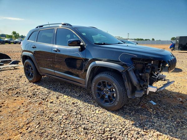 2022 JEEP CHEROKEE LATITUDE 4X4
