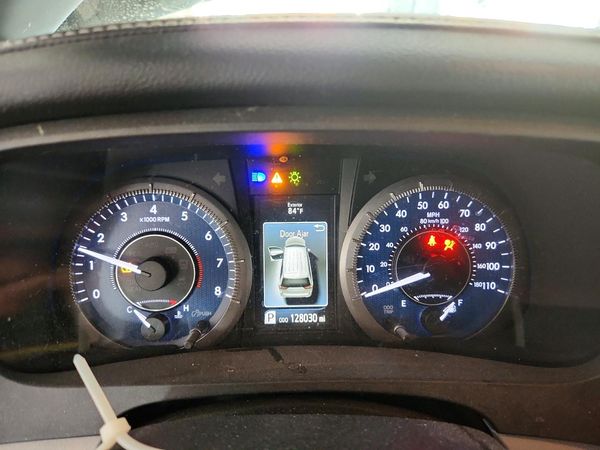 2015 TOYOTA SIENNA