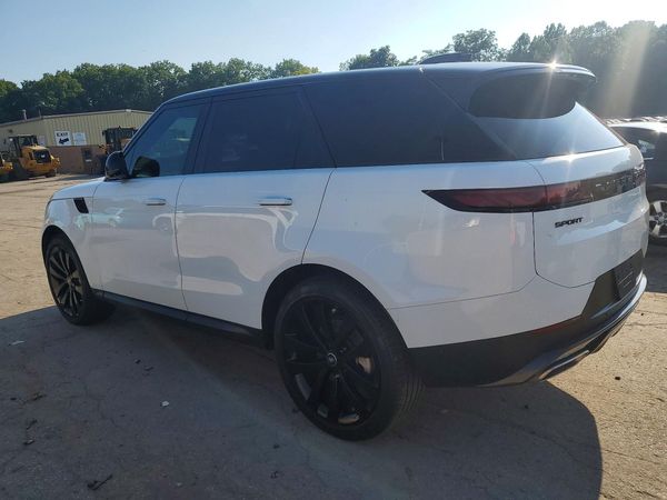 2025 LAND ROVER RANGE ROVER SPORT P360 SE