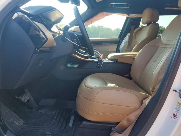 2025 LAND ROVER RANGE ROVER SPORT P360 SE