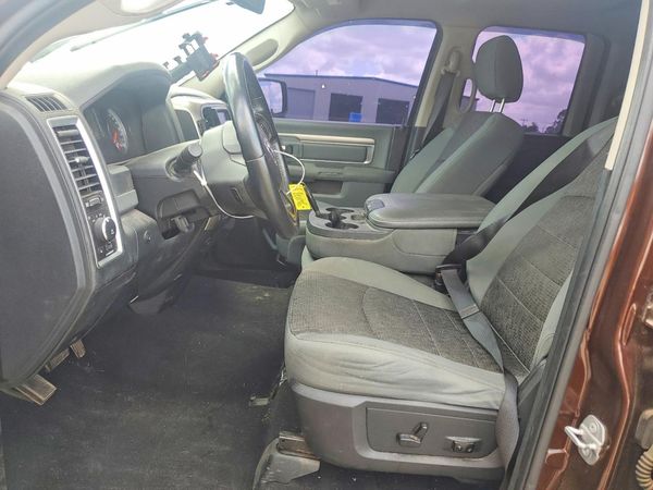 2015 RAM 1500 SLT