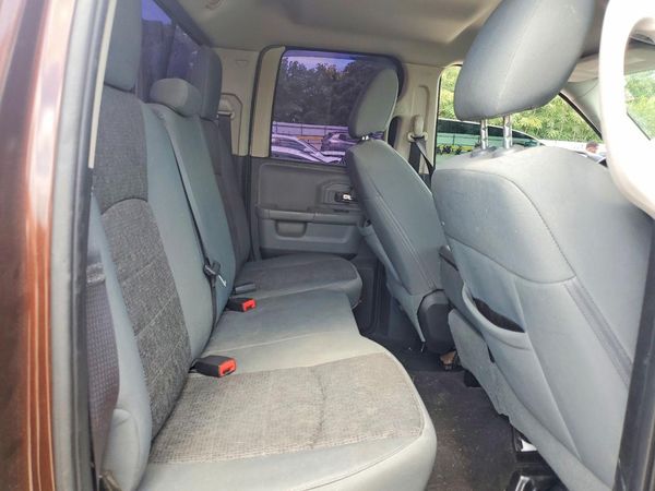 2015 RAM 1500 SLT