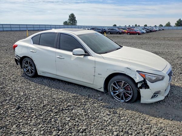 2017 INFINITI Q50