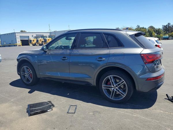 2024 AUDI Q5 E