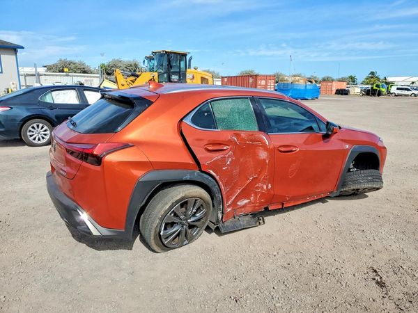 2019 LEXUS UX