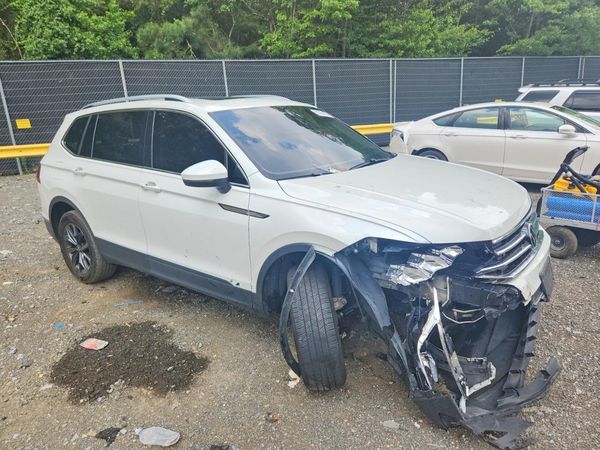 2023 VOLKSWAGEN TIGUAN 4Motion SE