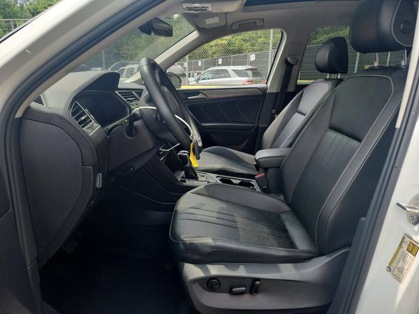 2023 VOLKSWAGEN TIGUAN 4Motion SE