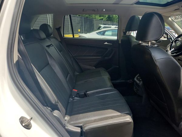 2023 VOLKSWAGEN TIGUAN 4Motion SE