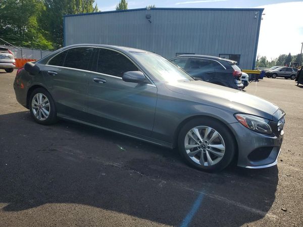 2017 MERCEDES-BENZ C