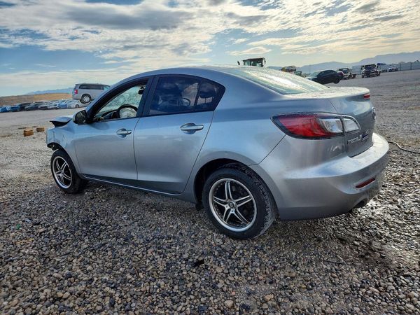 2013 MAZDA 3 Sport/GX