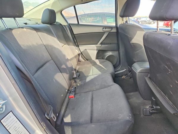 2013 MAZDA 3 Sport/GX