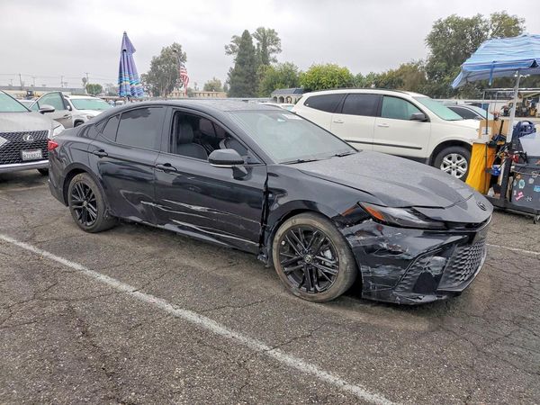 2025 TOYOTA CAMRY