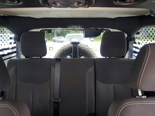 2017 JEEP WRANGLER UNLIMITED SAHARA 4X4
